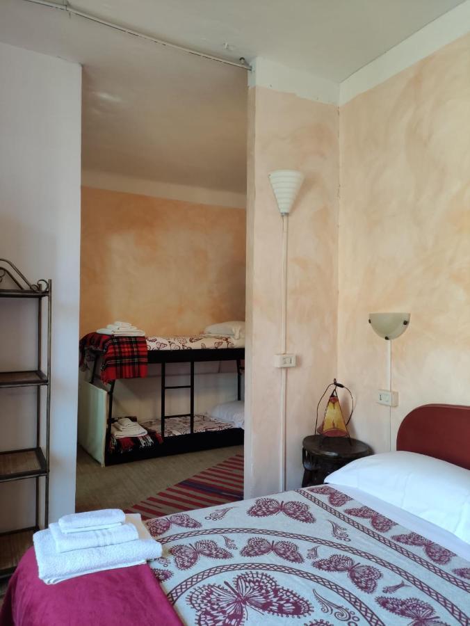 Hotel Glicine Нолі Екстер'єр фото