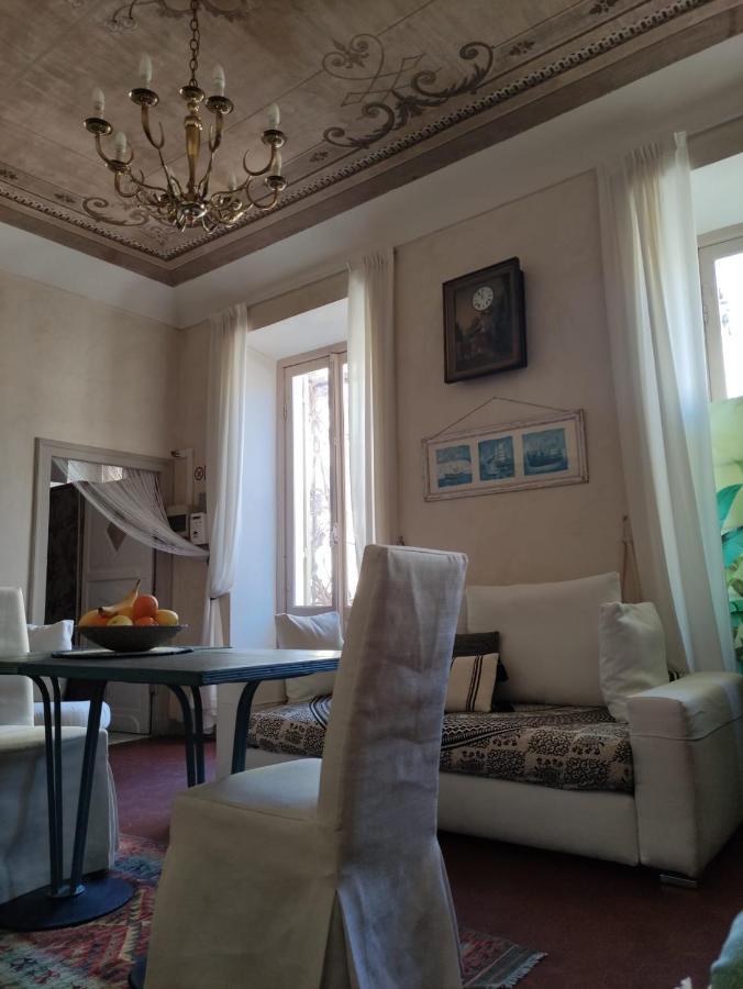 Hotel Glicine Нолі Екстер'єр фото
