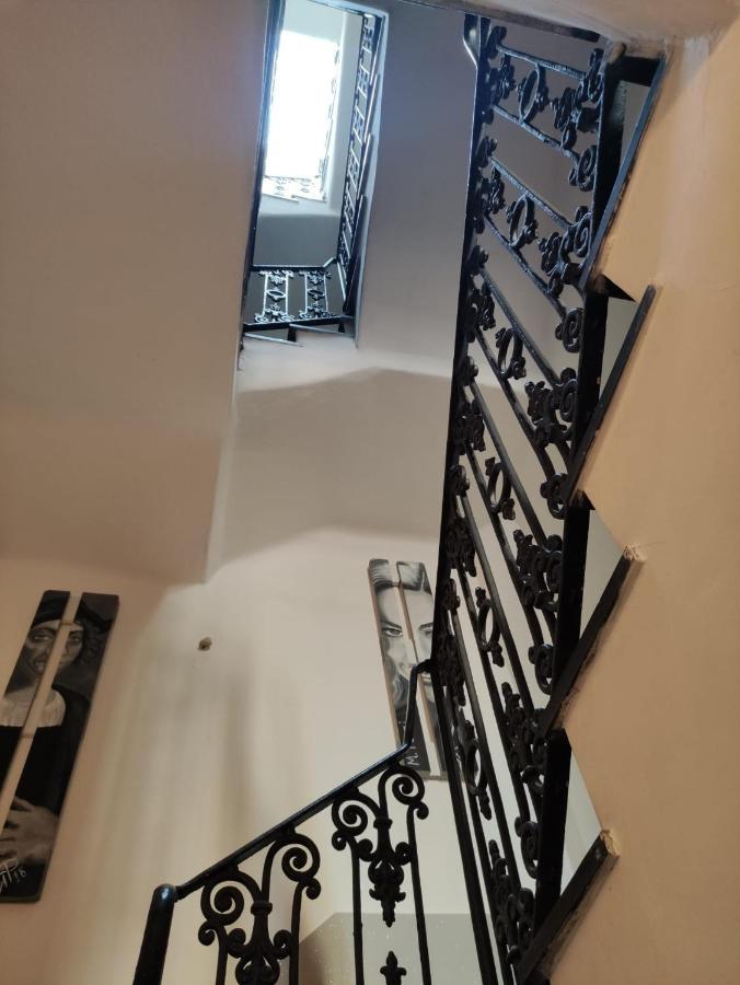 Hotel Glicine Нолі Екстер'єр фото