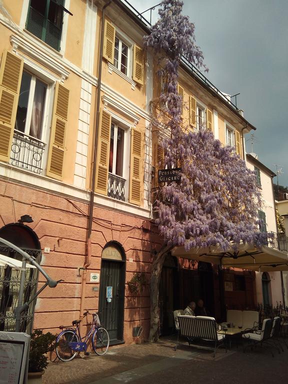 Hotel Glicine Нолі Екстер'єр фото