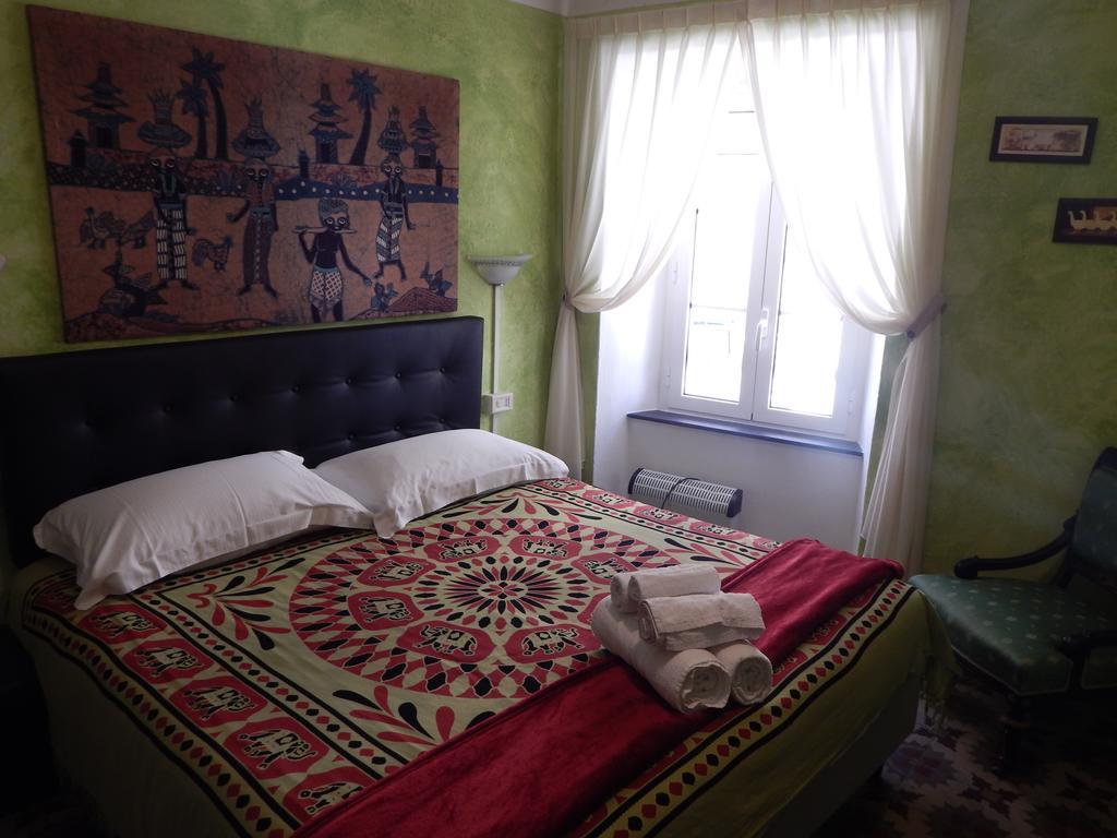 Hotel Glicine Нолі Екстер'єр фото